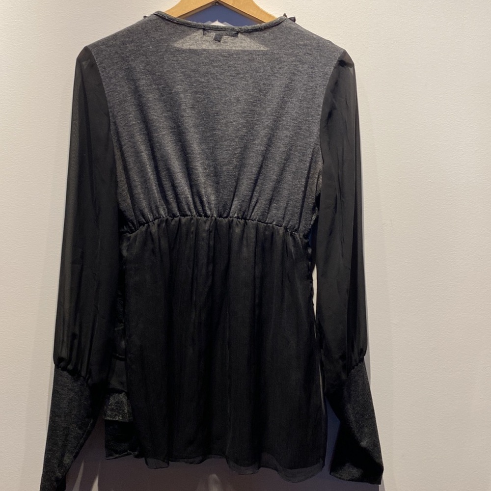 Ruffle top - Picture 2 of 4